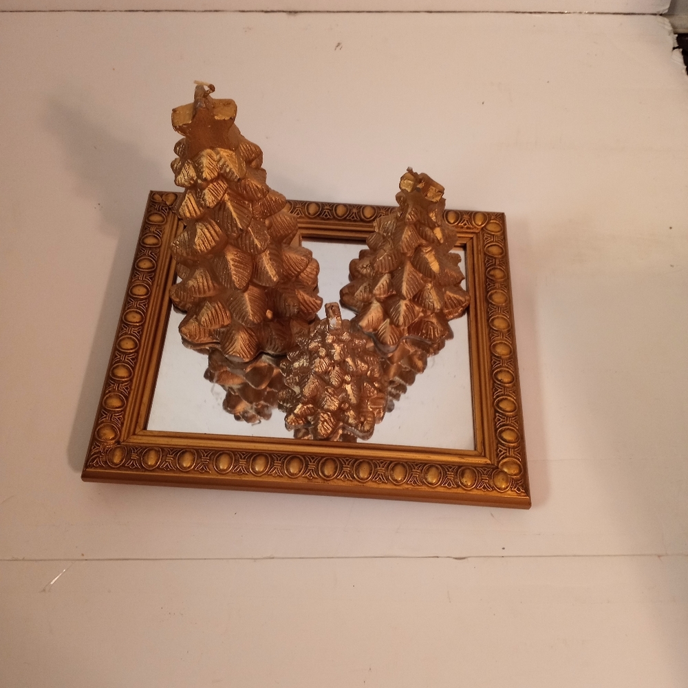 Holly Tree Trey & Candle Set